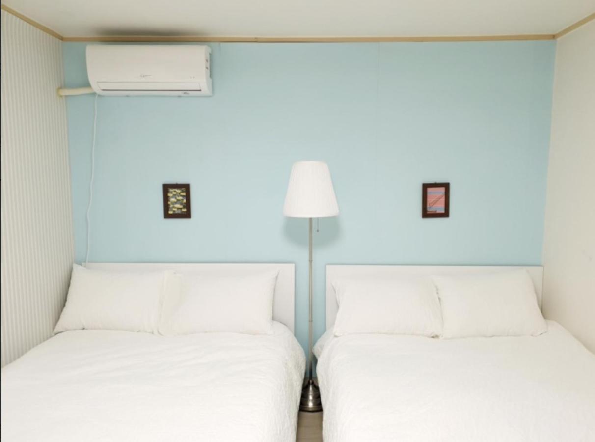 House Mongja Hotel Seoul Bagian luar foto